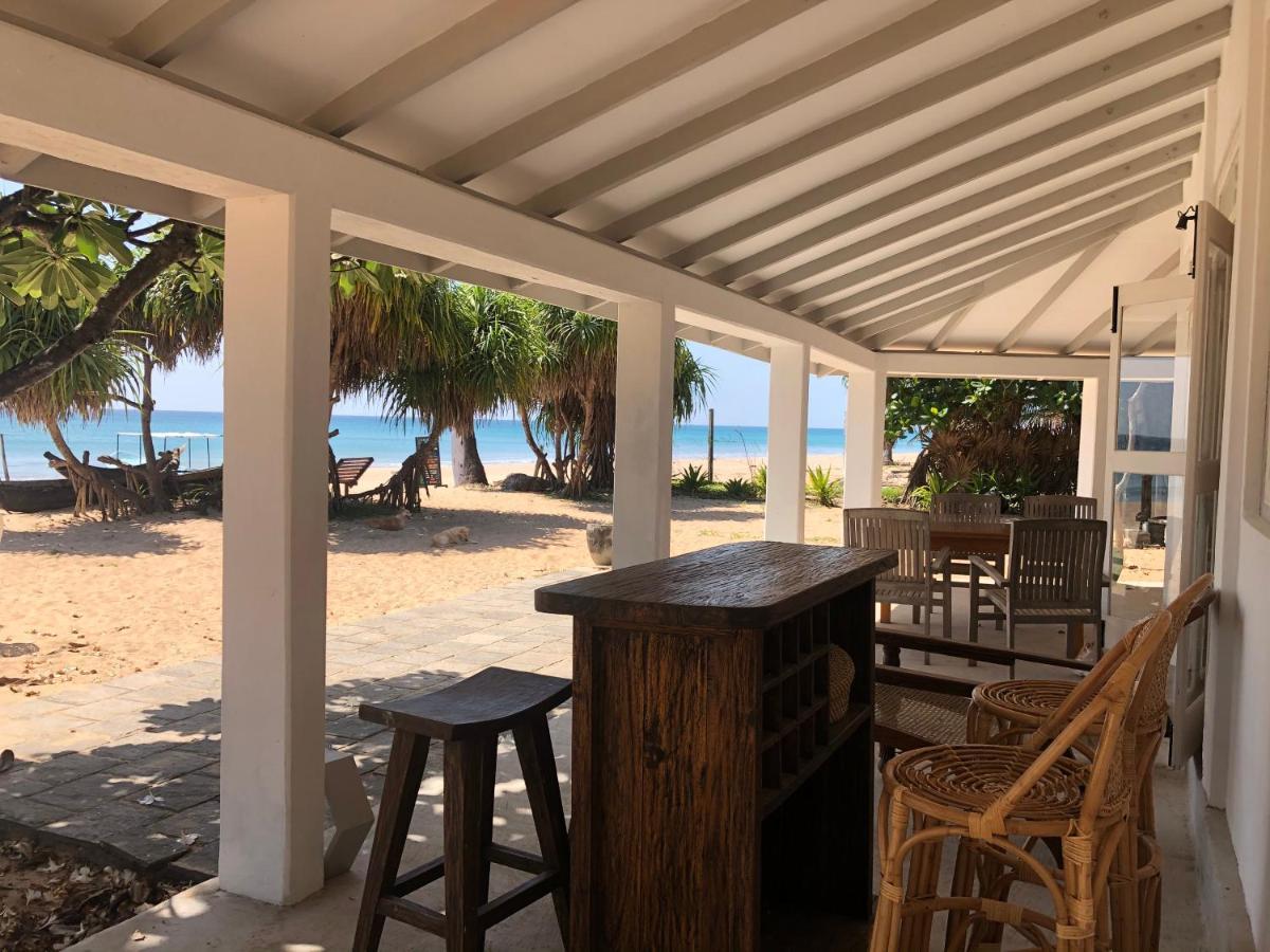 Moon Isle Beach Bungalow Nilaveli Exterior foto
